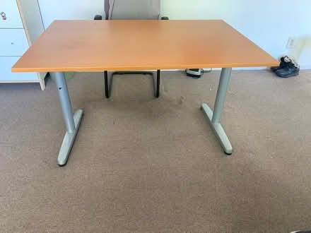 Photo of free Desk with adjustable height (Downtown San Rafael near 101) #2