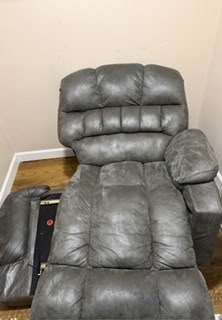 Photo of free recliner (alafaya, orlando) #1