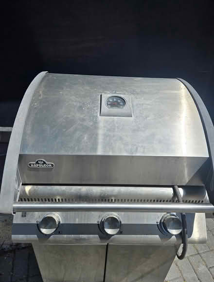 Photo of free Gas Line Napoleon BBQ (Trinity Bellwoods area) #2