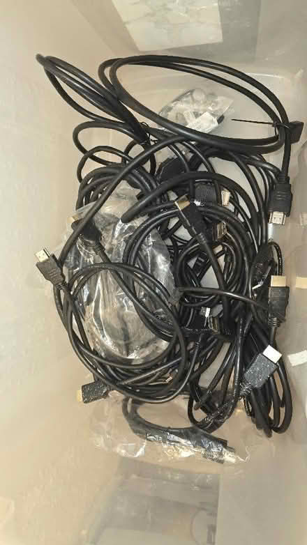 Photo of free HDMI cables (West Croydon CR0) #1