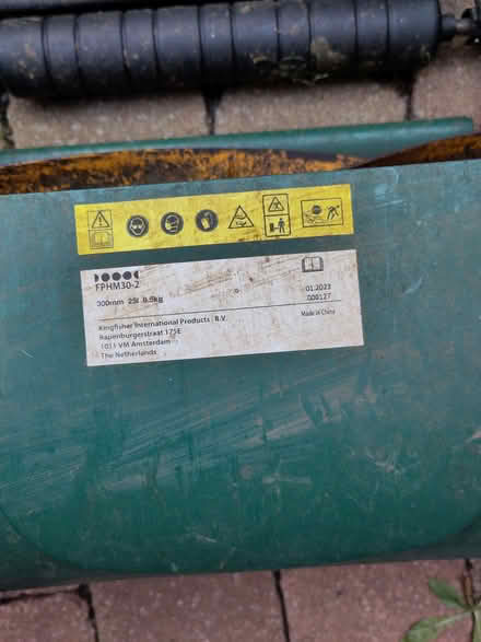 Photo of free Small push mower (Berkhamsted HP4) #2