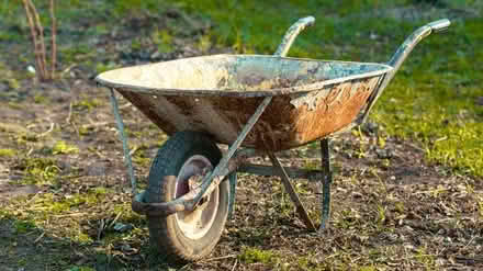 Photo of Used wheelbarrow (Handbridge CH4) #1