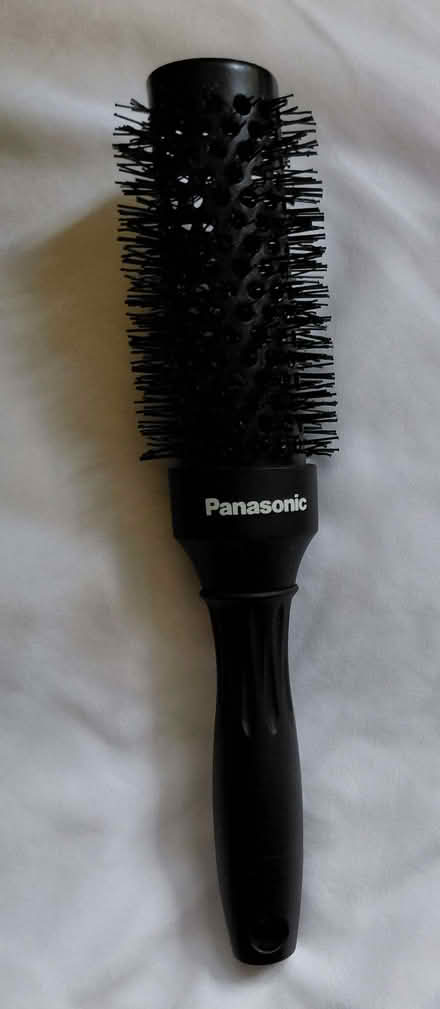 Photo of free Hairbrush (Twyford RG10) #1