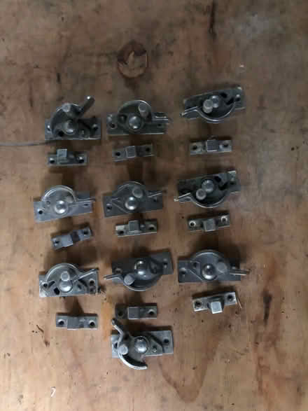 Photo of free Sash window catches (Weetwood LS16) #1