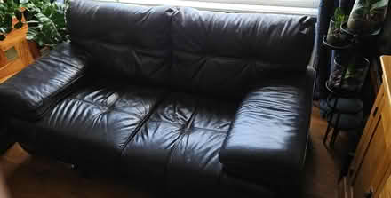 Photo of free Brown leather 2/3 seater sofa sette (Tetley DN17) #1