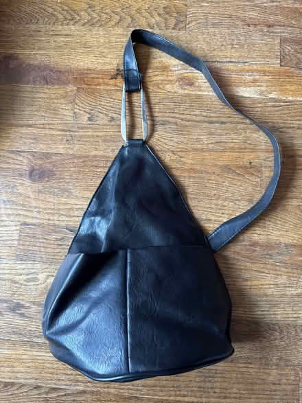 Photo of free Cute Little Shoulder Bag (Clason Point Bronx NY) #1