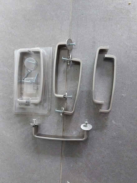 Photo of free Various cabinet handles (Haydon wick SN25) #3