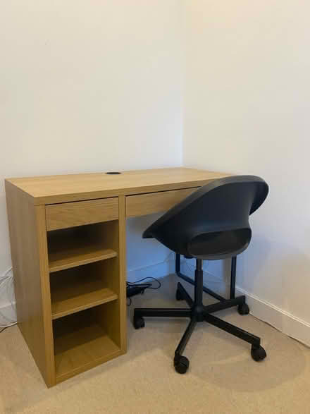 Photo of free Desk and office chair (SW8 3) #1