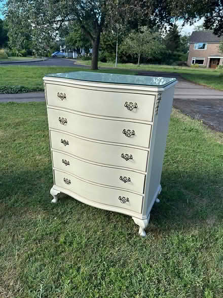 Photo of free Dressing Table chest of drawers (Empingham Le15) #4