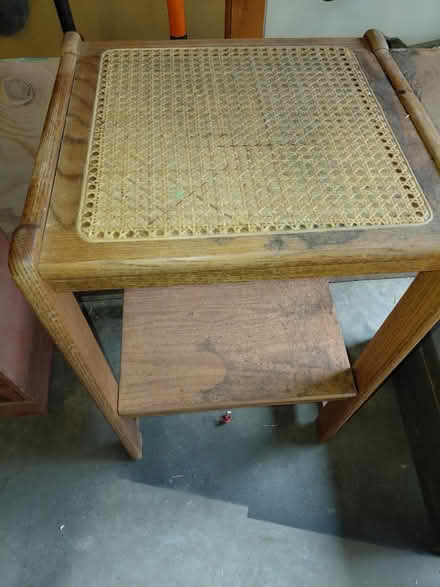 Photo of free Shelf or stool (Juanita (Kirkland)) #1