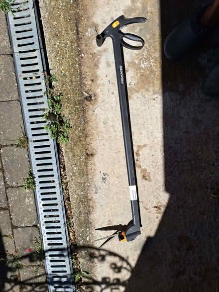 Photo of free Edge cutters (Abbey Wood DA17) #1