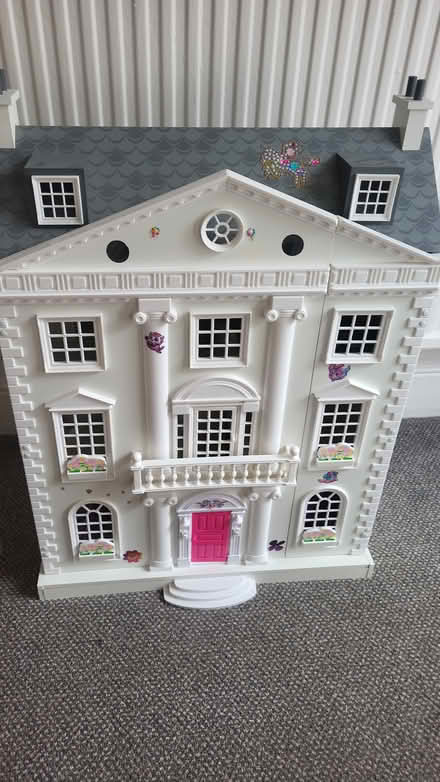 Photo of free Dolls house (Paignton TQ3) #1
