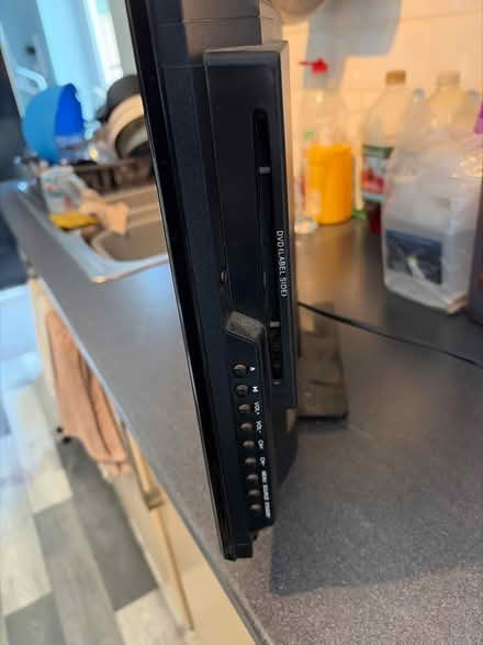 Photo of free Sharp 24” flat screen tv, dvd player (Saltney Ferry CH4) #2