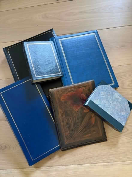 Photo of free A selection of used photo albums (Chells Manor SG1) #1