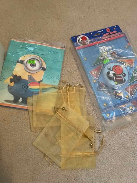Photo of free Bows, loot bags (Milton - Thompson and Derry) #2