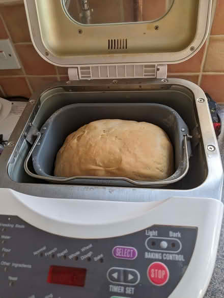 Photo of free Prima Breadmaker - works with assistance! (Sainsburys GL52) #1