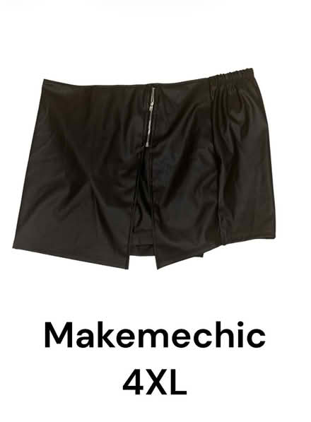 Photo of free Makemechic Woman’s Skirt (Brooklyn Storage) #1