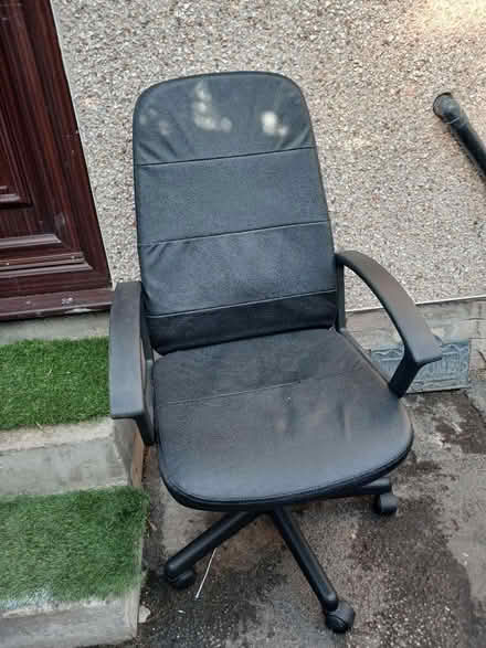 Photo of free Chair and tv unit (Morecambe LA4) #2