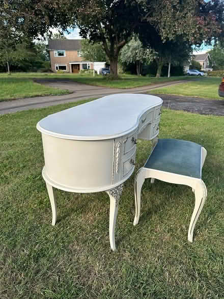 Photo of free Dressing Table chest of drawers (Empingham Le15) #1