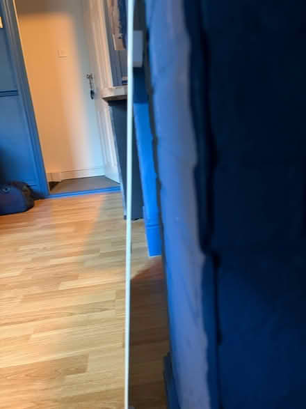 Photo of free White glass (whiteboard) (Chesterfield S41) #3
