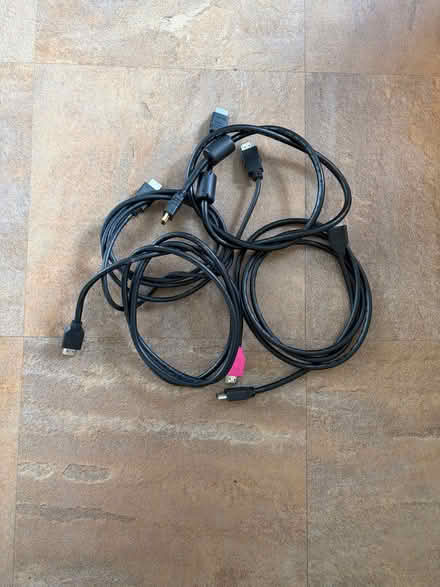 Photo of free Several HDMI Cables (Hildenborough TN11) #1