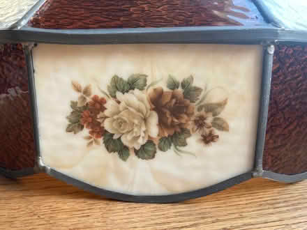 Photo of free Vintage Stained Glass Lamp Shade (Greenbank/West Hunt Club) #4
