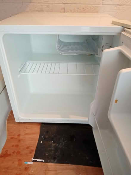 Photo of free Small worktop fridge (BA2 8LG no 20) #2