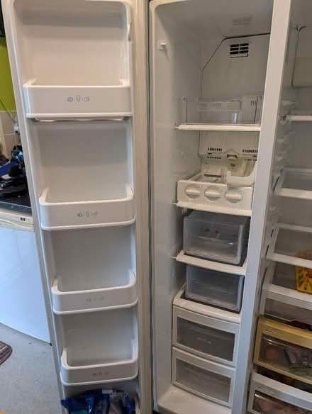 Photo of free American type Fridge freezer (Llanwrtyd Wells LD5) #3
