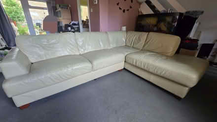 Photo of free Cream leather corner sofa (Parkwood Rainham ME8) #1