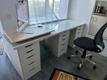 Photo of free Plain White Desk/Table Top (Abingdon-on-Thames OX14) #1