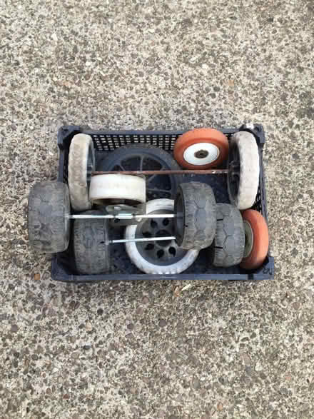 Photo of free Old/ used Wheels (Mansfield Woodhouse NG19) #1
