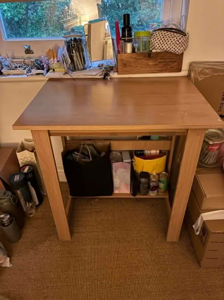 Photo of free Small Desk (Highbury Barn N5) #1