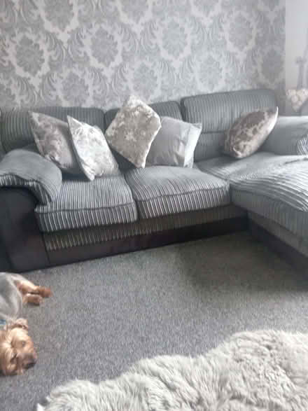 Photo of free Grey sofas (Fox Hill S6) #2