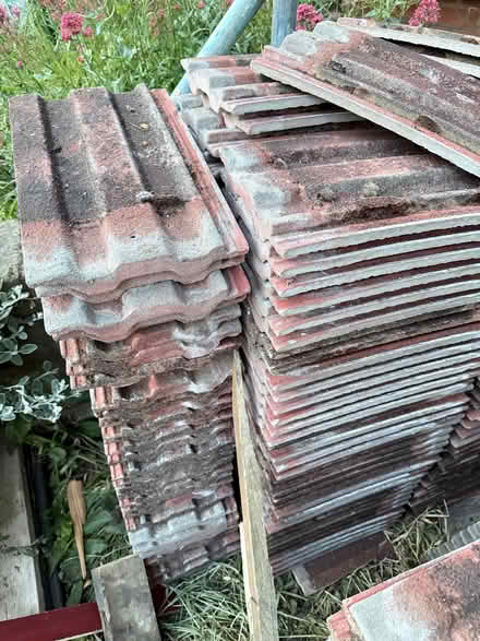 Photo of free 1000 x Redland 49 roof tiles (Brockley SE4) #4