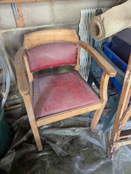 Photo of free vintage chair (BD20 5NE) #1
