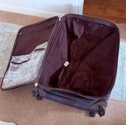 Photo of free Large suitcase (Surbiton KT5) #1