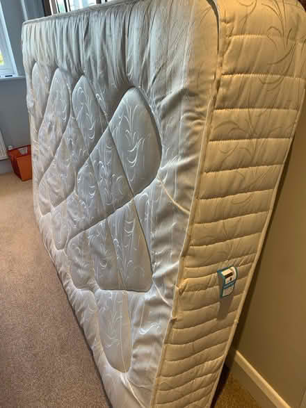 Photo of free Double mattress - clean, no stains (Northchurch HP4) #1