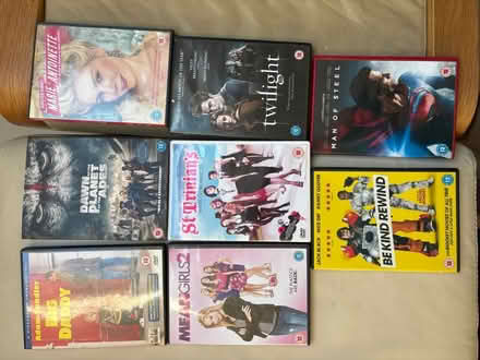 Photo of free Eight dvds certificate 12 (Tilekiln TN38) #1