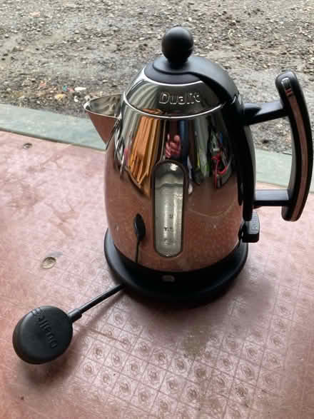 Photo of free Dualit Kettle (Swindon SN2 barnfield road) #3