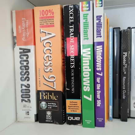 Photo of free EXCEL and ACCESS manuals (Waterlooville PO7) #1