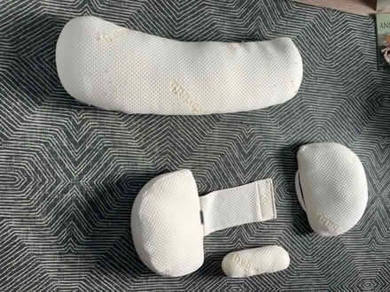 Photo of free Babybub pregnancy pillow (Clapham South) #4