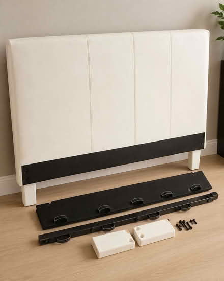 Photo of free headboard/bed frame (Milford) #1