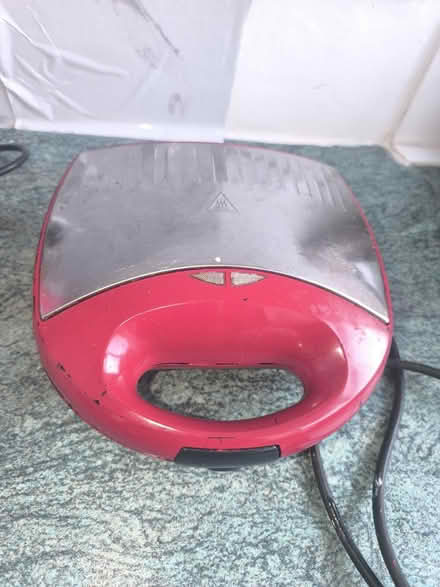 Photo of free Sandwich maker (Kearsley BL4) #1
