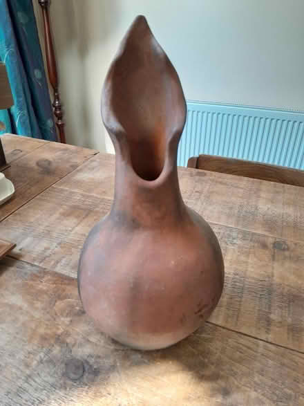 Photo of free Terracotta Vase (Earley RG6) #1