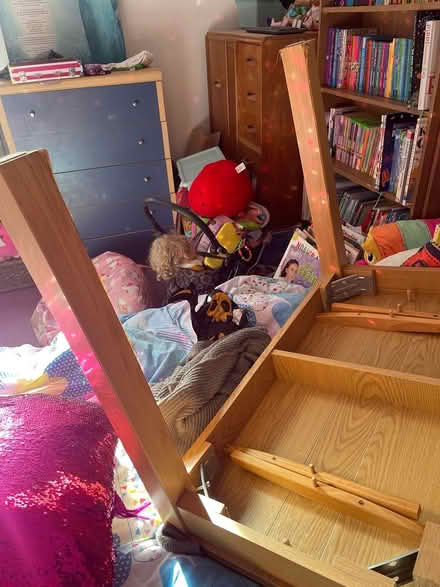 Photo of free Table / Desk (LE3) #1
