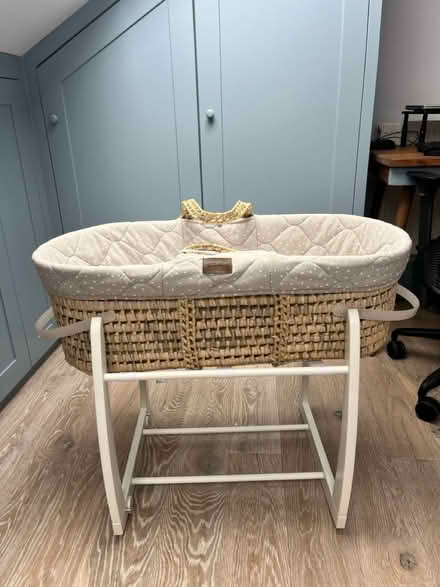 Photo of free Moses basket - baby bed (Clapham South) #1