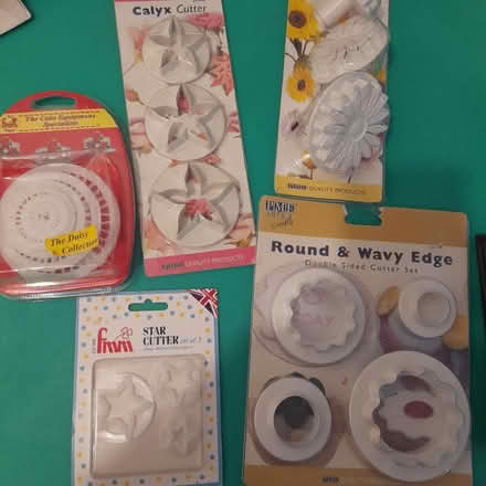Photo of free Cake decorating equipment (Streatham Park SW16) #1