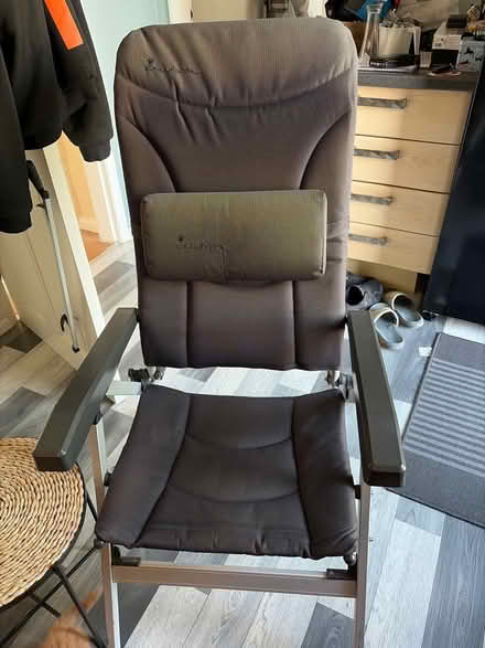 Photo of free High backed camping chair/lounger (Saltney Ferry CH4) #3