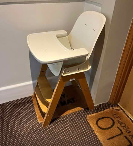 Photo of free Wooden high chair (Chiswick W4) #1