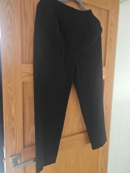 Photo of free Tesco F&F black summer work trousers ladies size 6 (South Oxhey WD19) #1